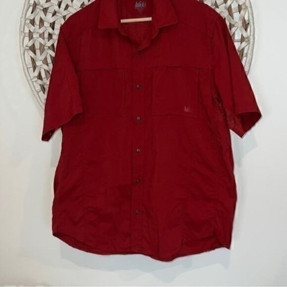 REI mens red outdoor windbreaker button down shirt size large NWOT